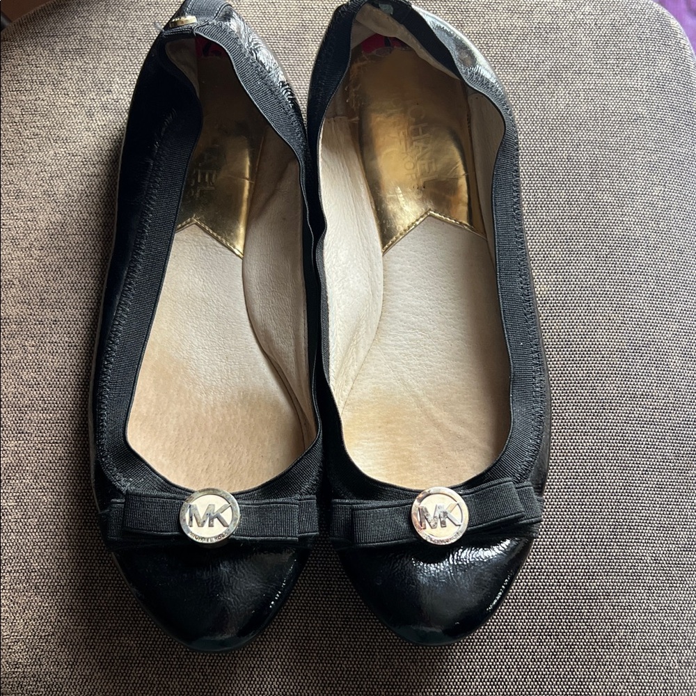 Michael Kors Black Logo Round-Toe Ballet Flats